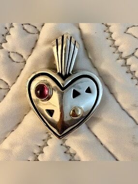 John Atencio 925 Sterling Silver and 18K Heart Pendant with Amethyst